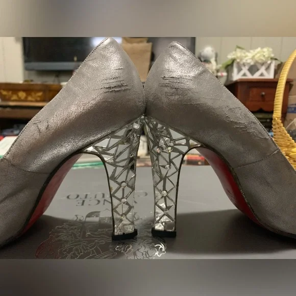 Christian Louboutin mirrored heels. - Picture 4 of 8